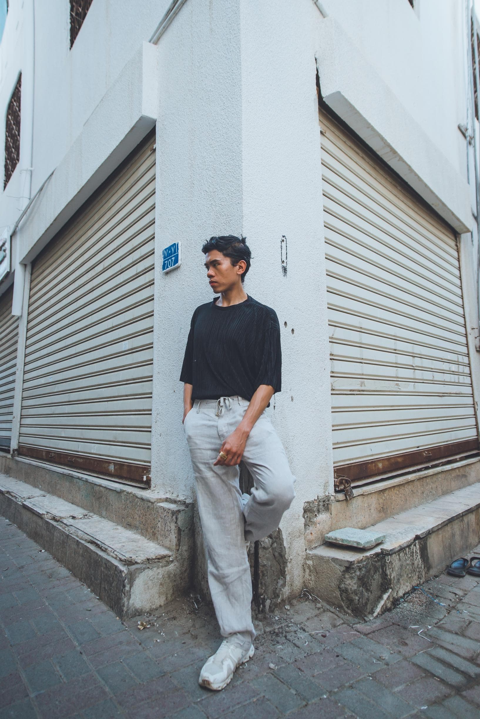 Street-style portrait near the Muttrah souq
